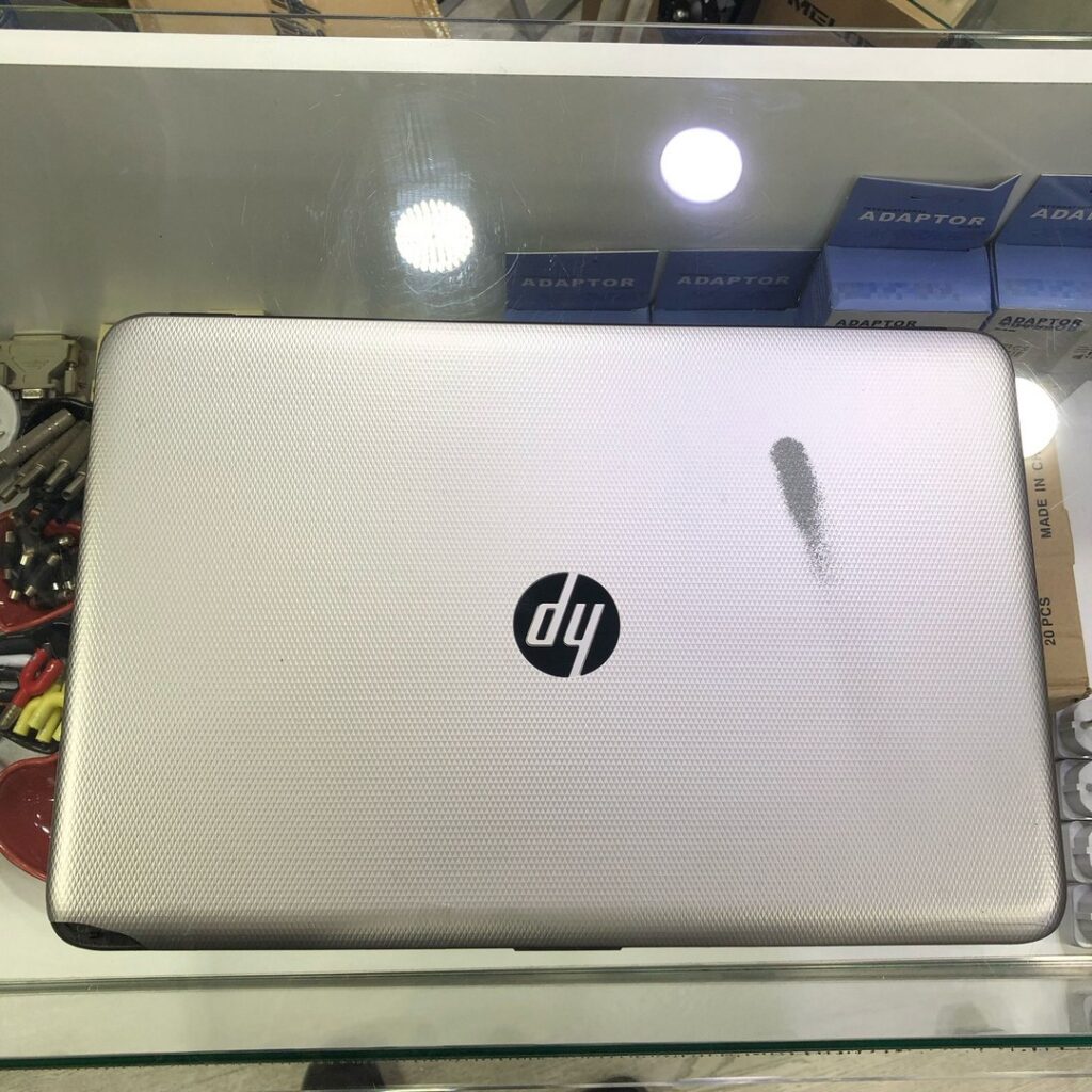 HP İ5 5.NESİL 8GB DDR3 RAM 240GB SSD ATİ RADEON R5 M300 EKRAN KARTLI NOTEBOOK - Görsel 6