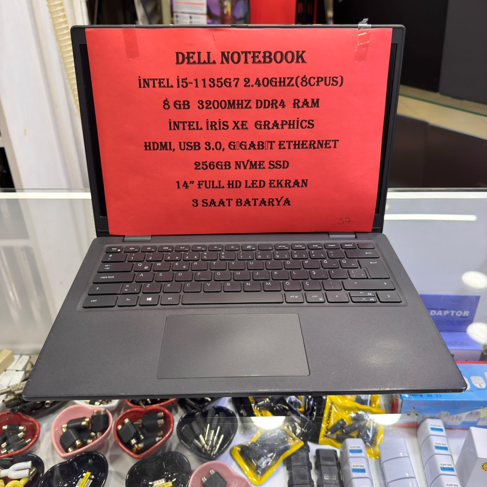 37- DELL İ5 11.NESİL İŞLEMCİ 8GB DDR4 RAM 256GB NVME SSD İNTEL İRİS EKRAN KARTLI NOTEBOOK